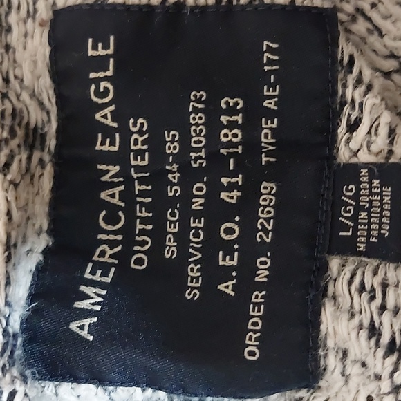 AMERICAN EAGLE Outfitters pull over knit sweatshirt. Size LG. Pre-owned like new - Picture 6 of 8